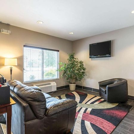 Quality Inn Kearney Bagian luar foto