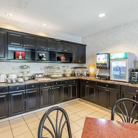 Quality Inn Kearney Bagian luar foto