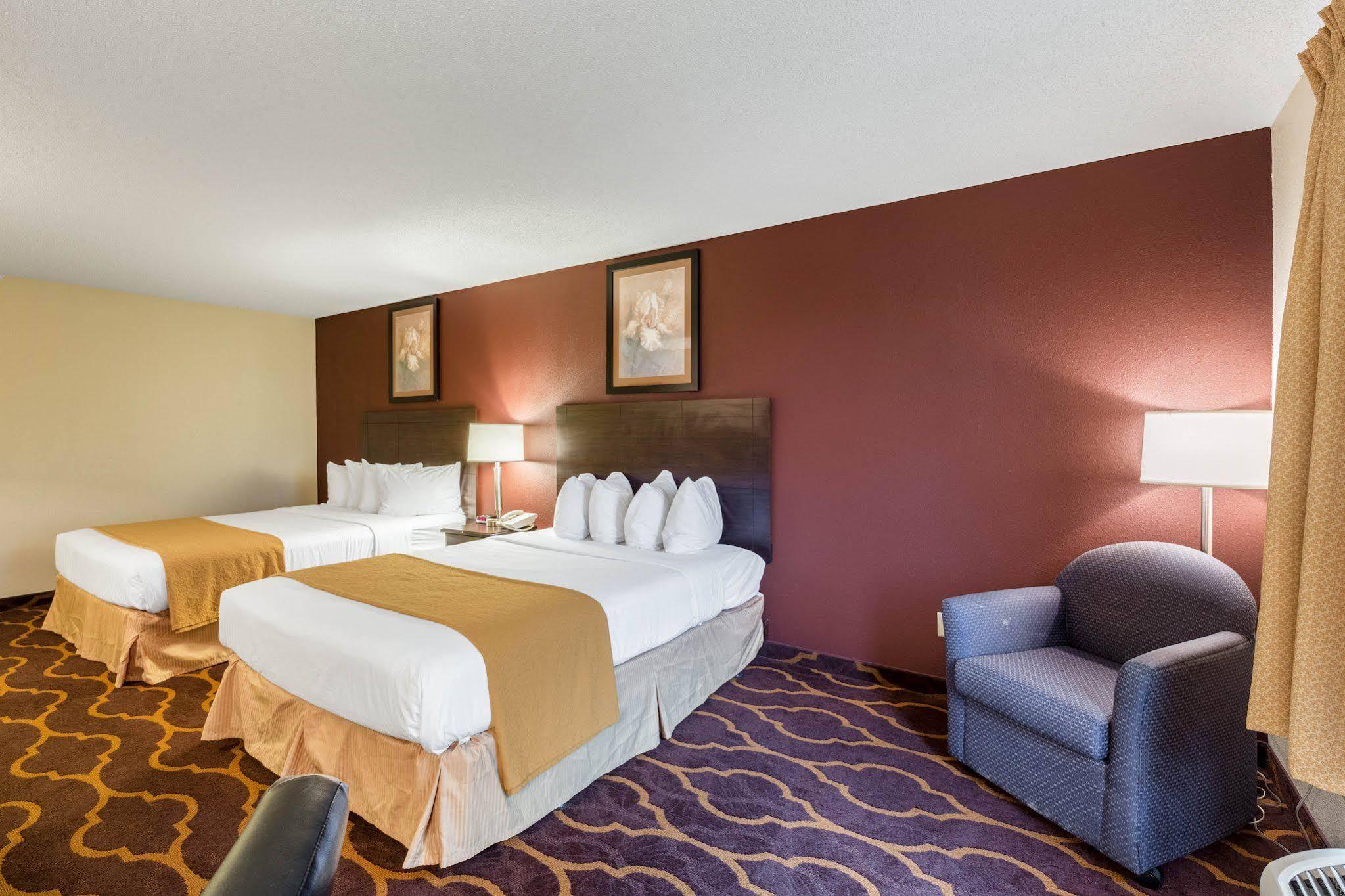 Quality Inn Kearney Bagian luar foto