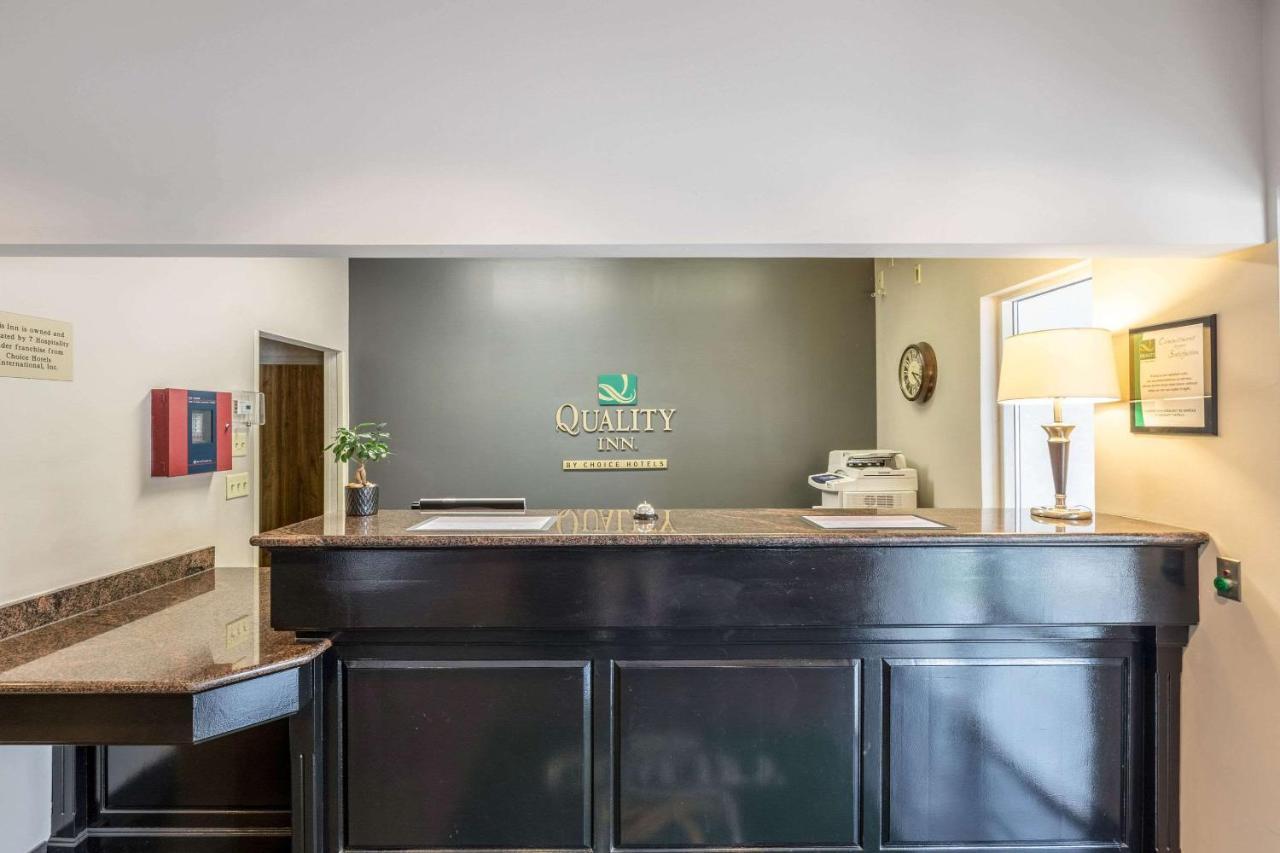 Quality Inn Kearney Bagian luar foto